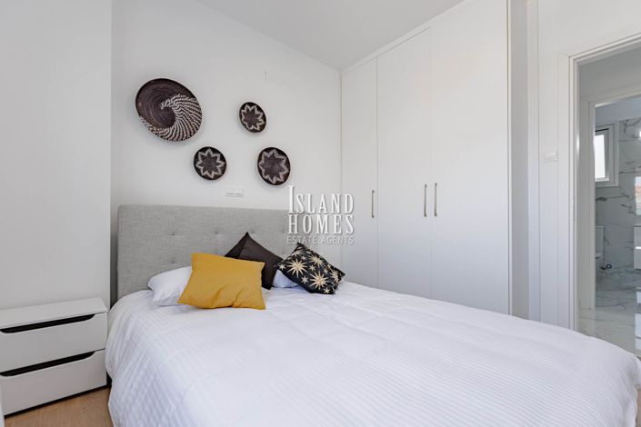 Image No.17-3 Bed Villa / Detached for sale