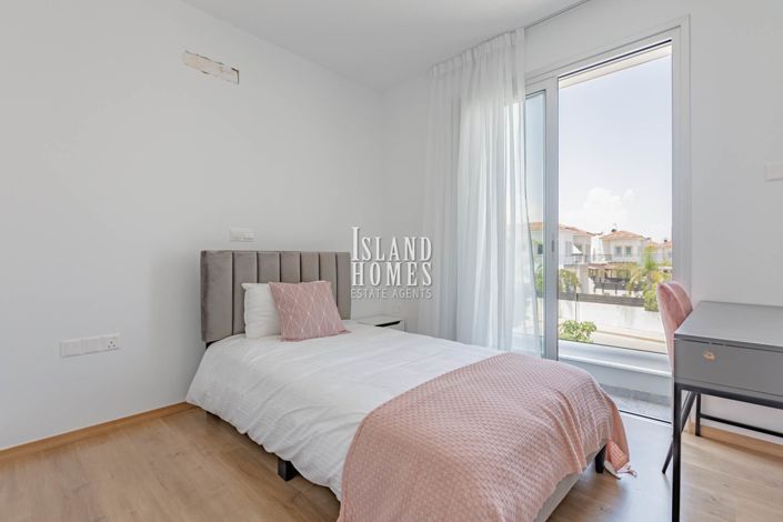 Image No.21-3 Bed Villa / Detached for sale