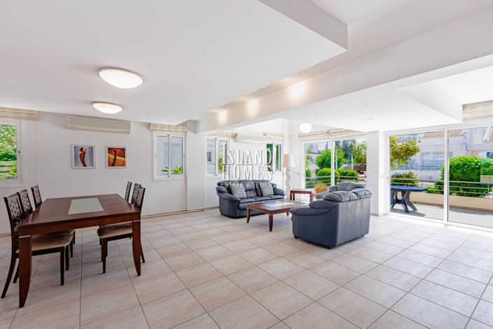 Image No.10-4 Bed Villa / Detached for sale