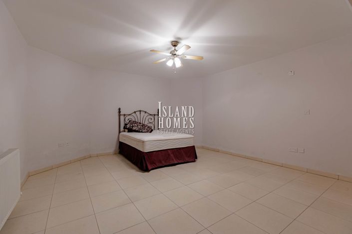 Image No.50-Villa / Détaché de 4 chambres à vendre à Kapparis