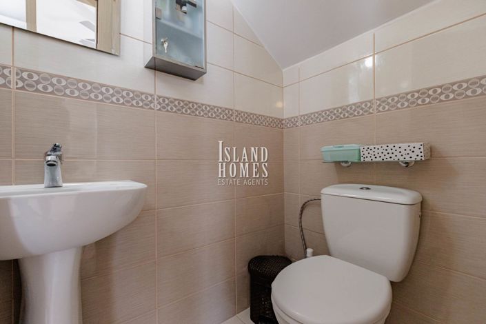 Image No.13-2 Bed Villa for sale