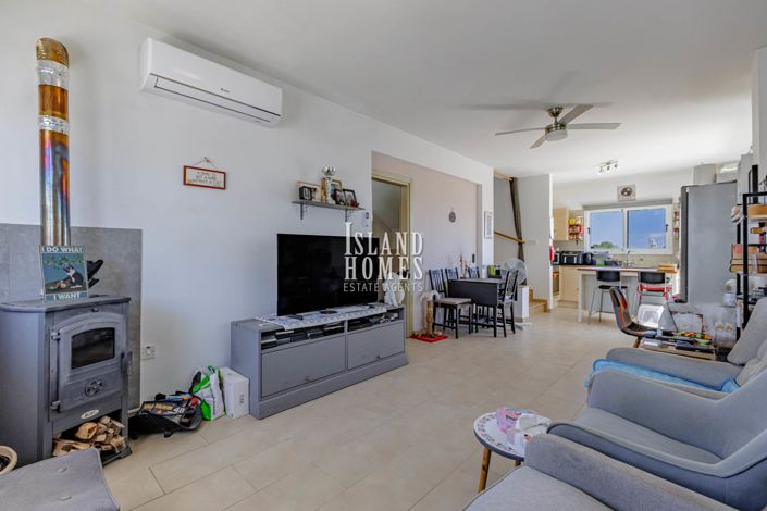 Image No.3-2 Bed Villa for sale