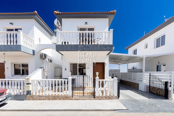 Image No.8-2 Bed Villa for sale