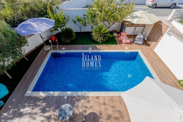 Image No.37-3 Bed Villa for sale