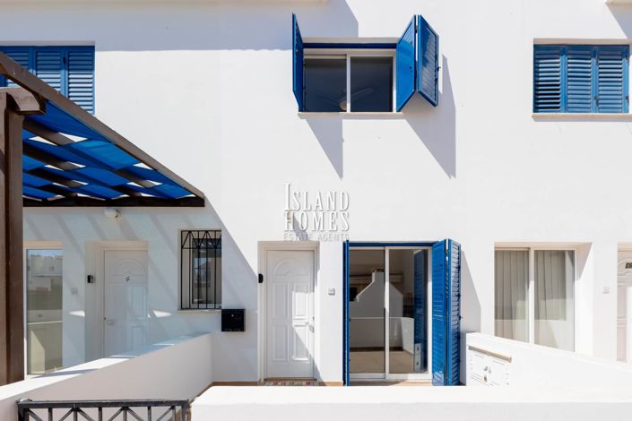 Image No.27-2 Bed Townhouse for sale