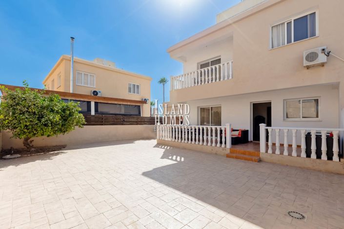 Image No.7-3 Bed Villa for sale