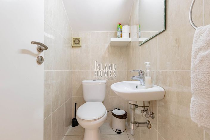 Image No.20-3 Bed Villa for sale