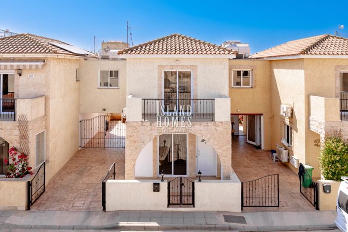 Image No.6-3 Bed Villa for sale