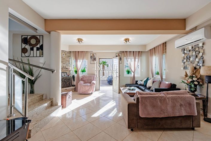 Image No.6-3 Bed Semi-Detached for sale