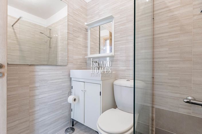 Image No.18-2 Bed Apartment for sale