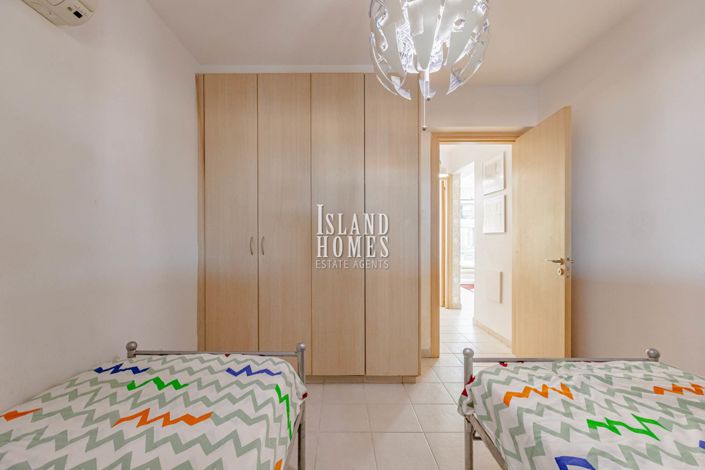 Image No.20-2 Bed Apartment for sale