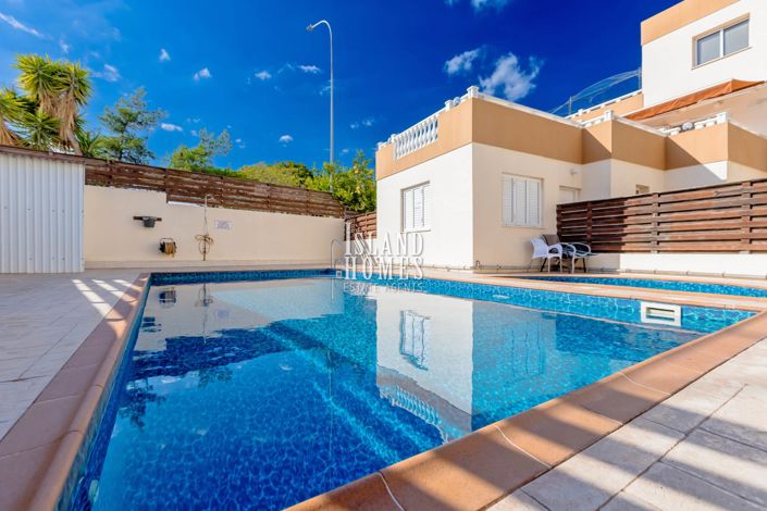 Image No.13-2 Bed Apartment for sale