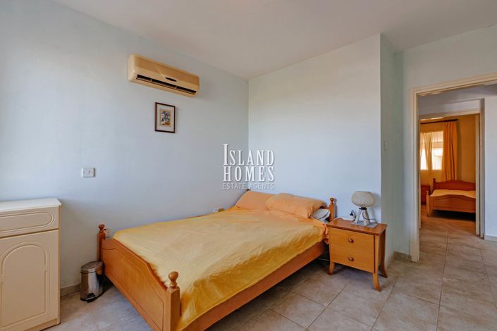 Image No.15-2 Bed Apartment for sale