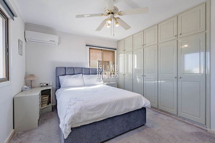 Image No.22-5 Bed House for sale