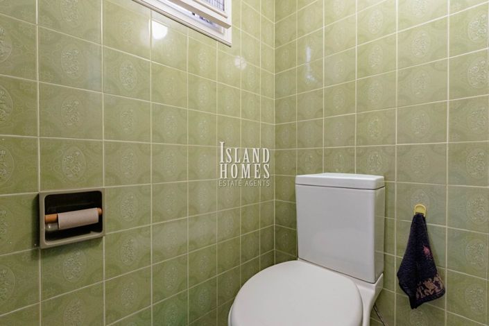 Image No.34-5 Bed House for sale