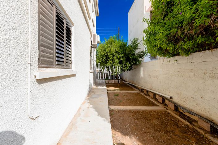 Image No.41-5 Bed House for sale