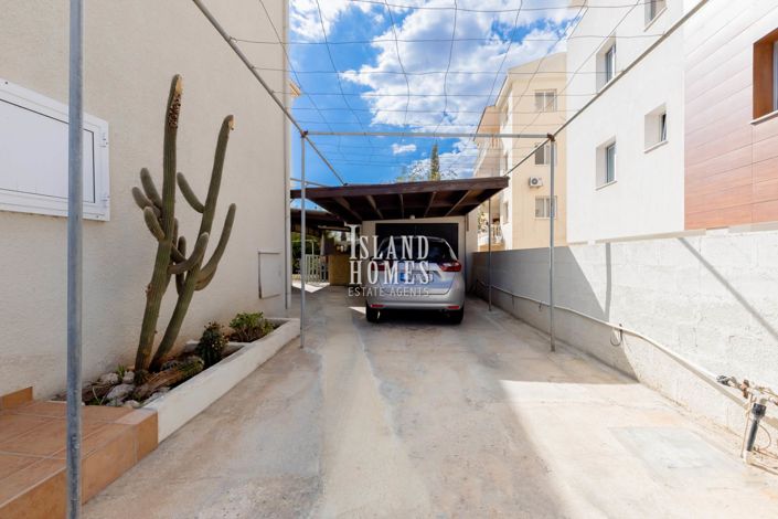 Image No.43-5 Bed House for sale