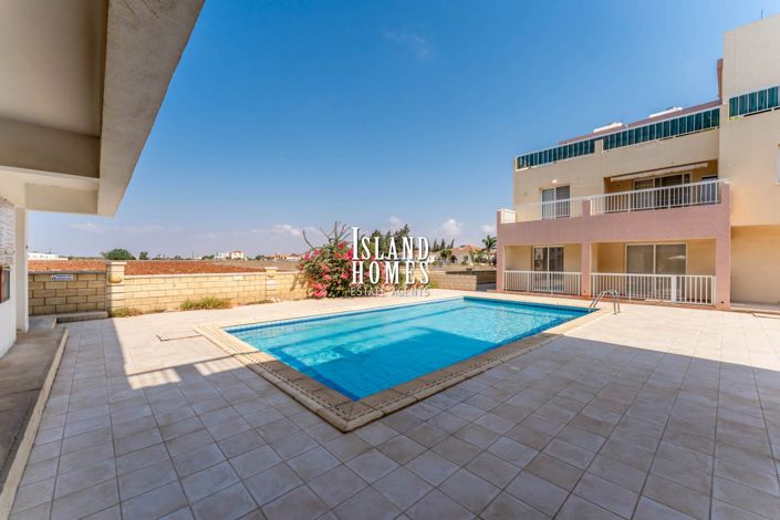 Image No.24-2 Bed Apartment for sale