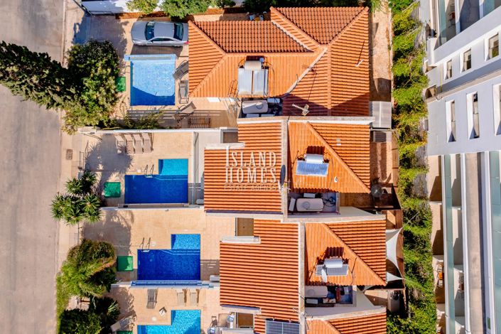 Image No.8-2 Bed Townhouse for sale