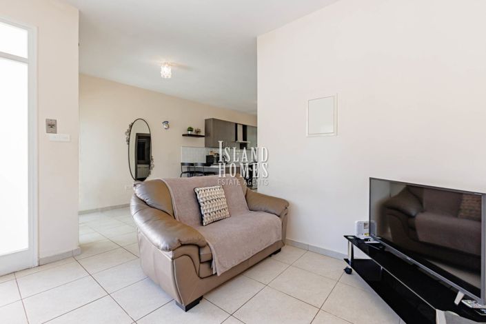 Image No.10-2 Bed Townhouse for sale