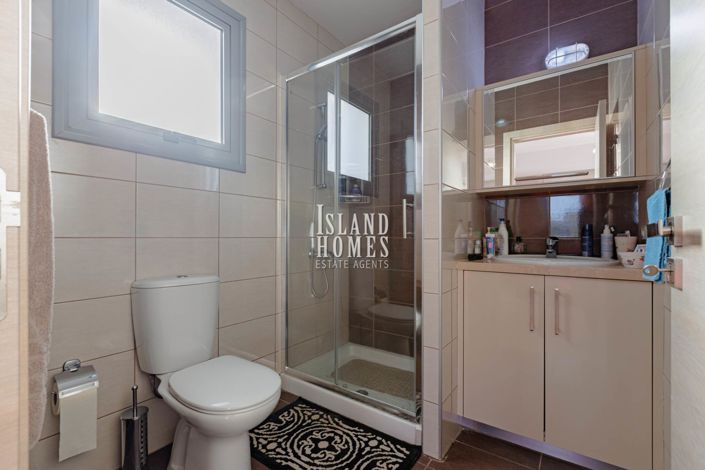 Image No.17-3 Bed Apartment for sale