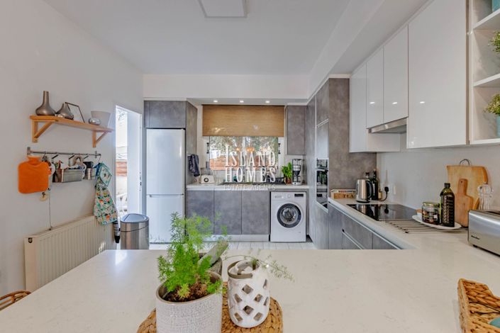 Image No.14-3 Bed Villa / Detached for sale