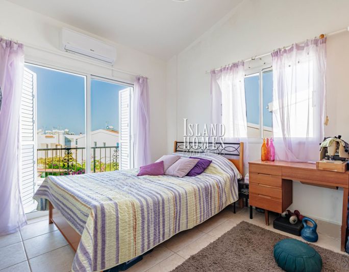 Image No.21-3 Bed Villa / Detached for sale