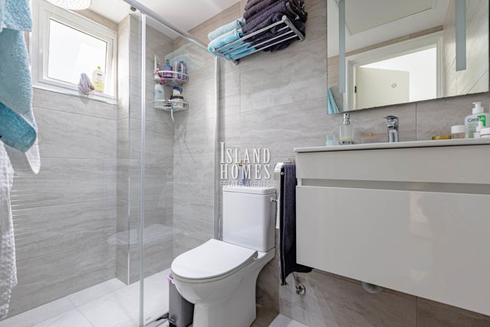 Image No.27-3 Bed Villa / Detached for sale