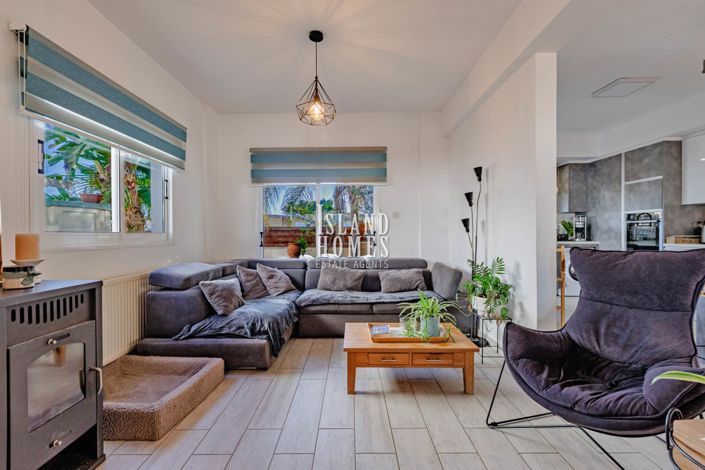 Image No.10-3 Bed Villa / Detached for sale