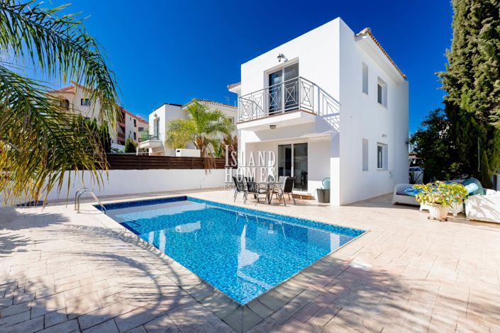 Image No.15-3 Bed Villa for sale