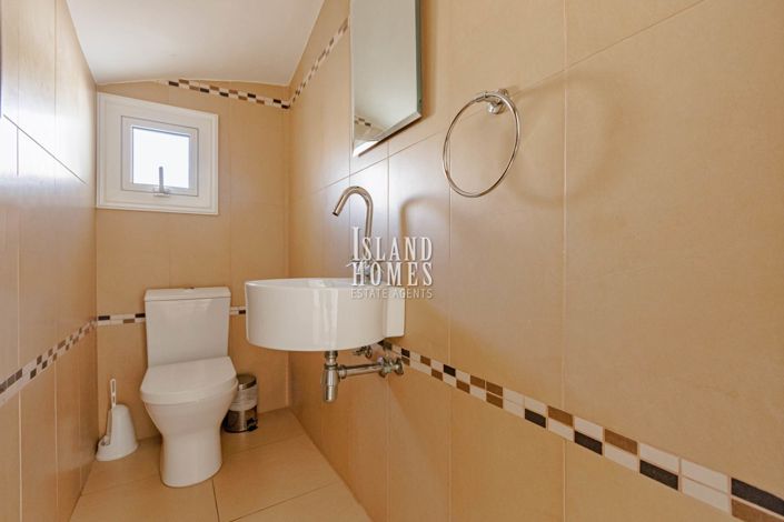 Image No.18-3 Bed Villa for sale