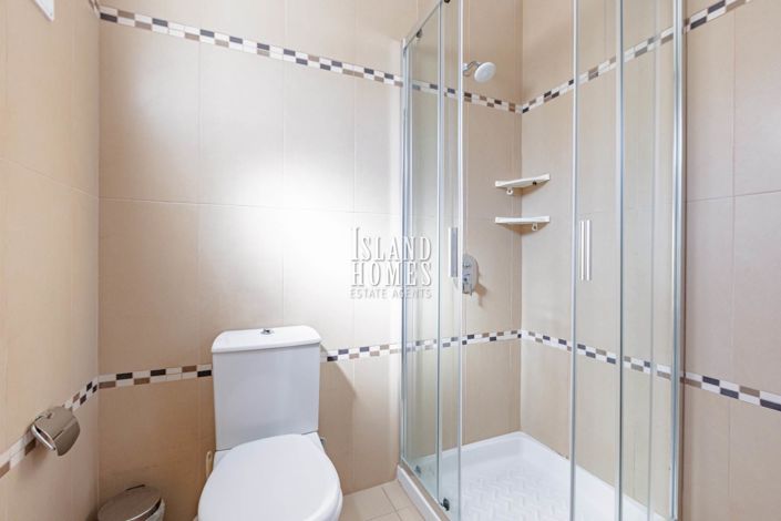 Image No.24-3 Bed Villa for sale