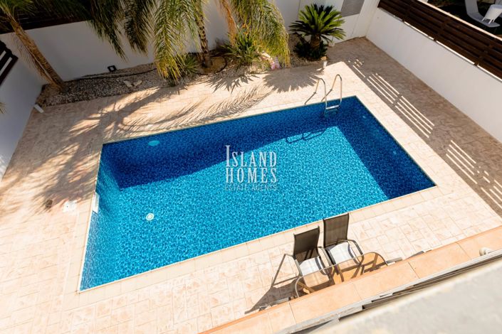 Image No.6-3 Bed Villa for sale