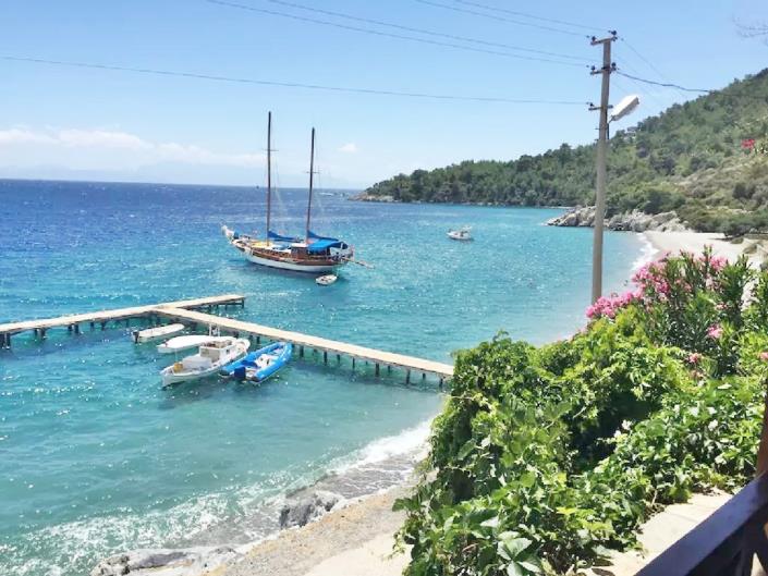 Image No.2-6 Bed House for sale