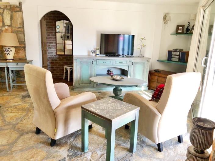 Image No.12-6 Bed House for sale