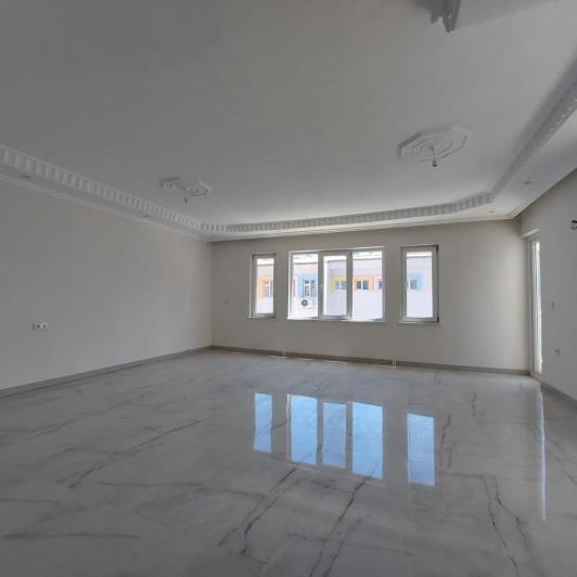 Image No.9-3 Bed Apartment for sale