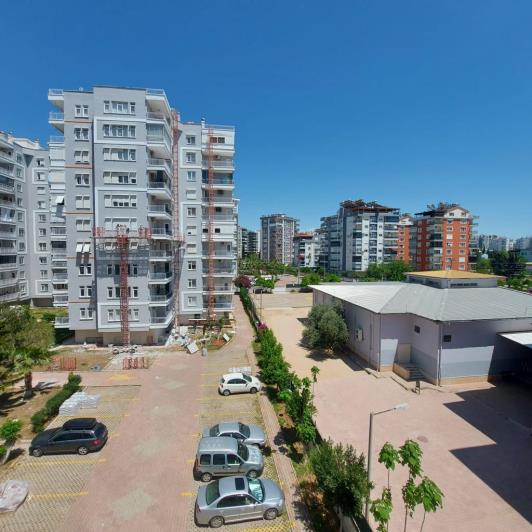 Image No.10-3 Bed Apartment for sale