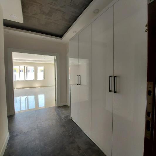 Image No.25-3 Bed Apartment for sale