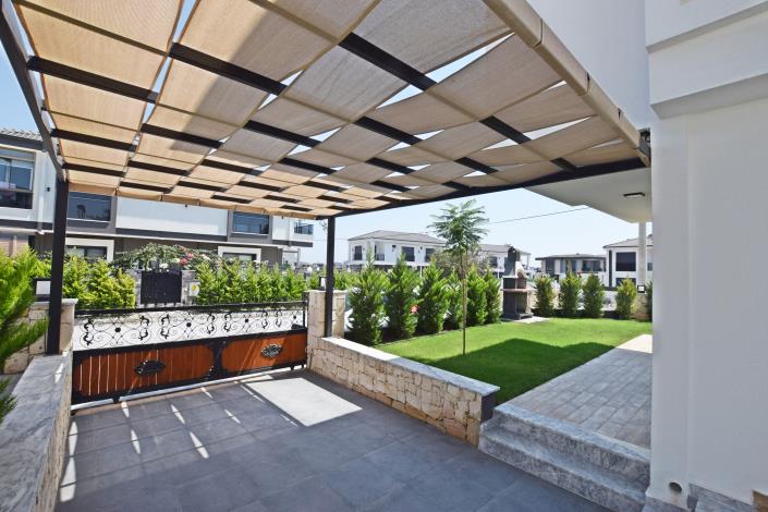 Image No.10-3 Bed Villa / Detached for sale