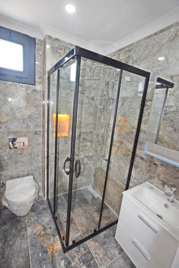 Image No.24-3 Bed Villa / Detached for sale