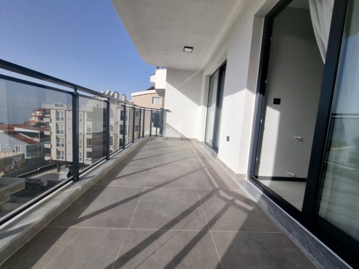 Image No.15-3 Bed Duplex for sale