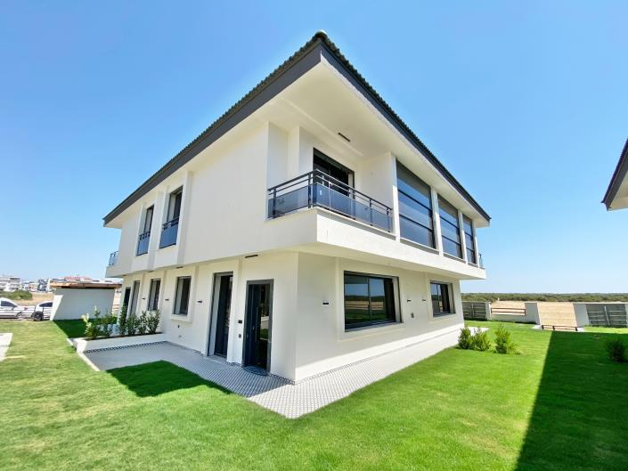 Image No.23-3 Bed Villa for sale