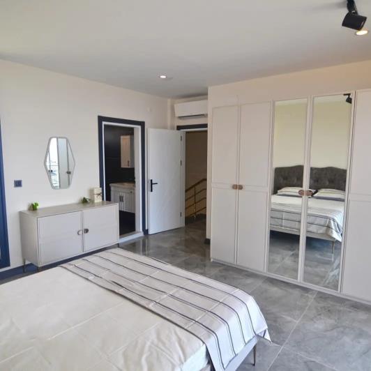 Image No.14-4 Bed Villa for sale