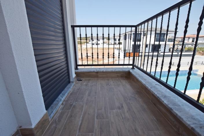 Image No.24-3 Bed Villa / Detached for sale