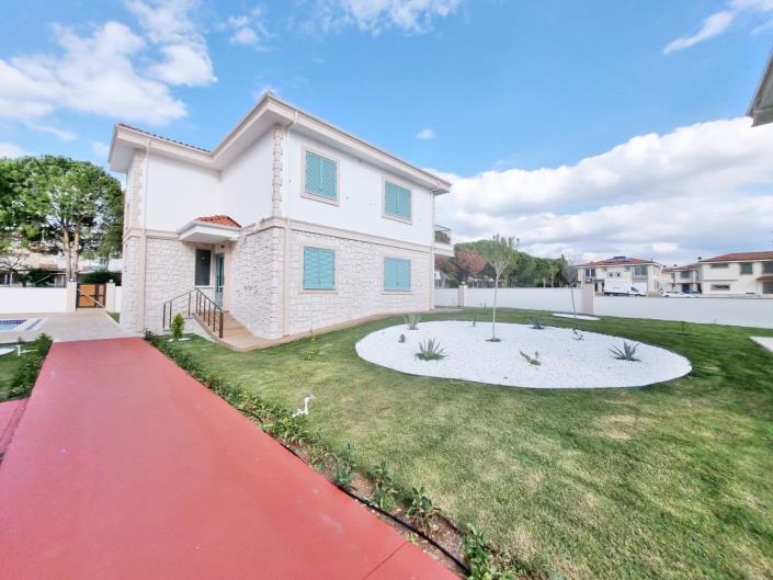 Image No.35-2 Bed Apartment for sale