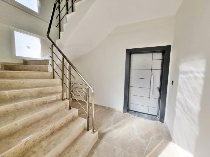 Image No.17-2 Bed Apartment for sale