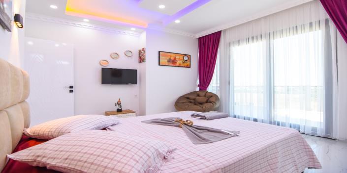 Image No.11-3 Bed Duplex for sale