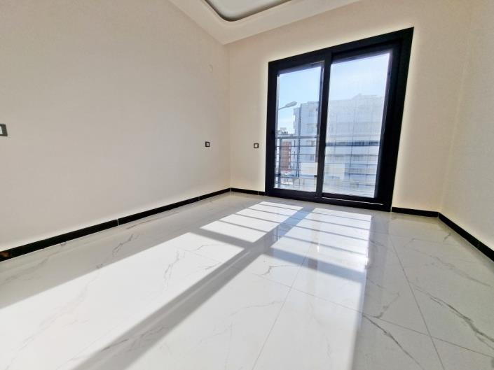 Image No.19-2 Bed Apartment for sale