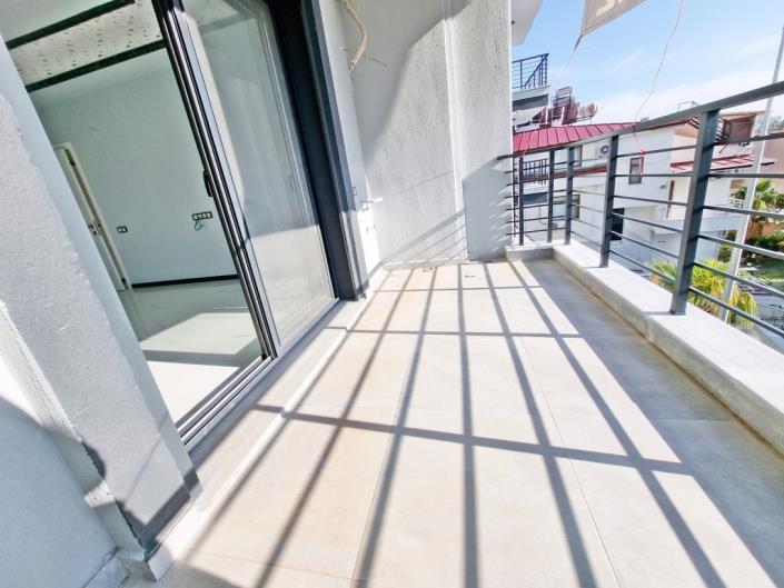 Image No.21-2 Bed Apartment for sale