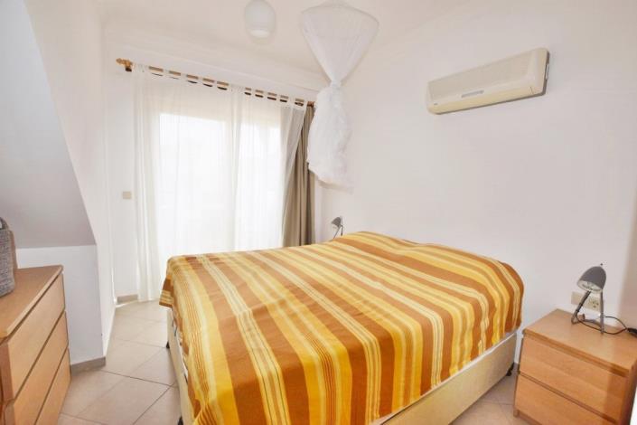 Image No.26-3 Bed Semi-Detached for sale